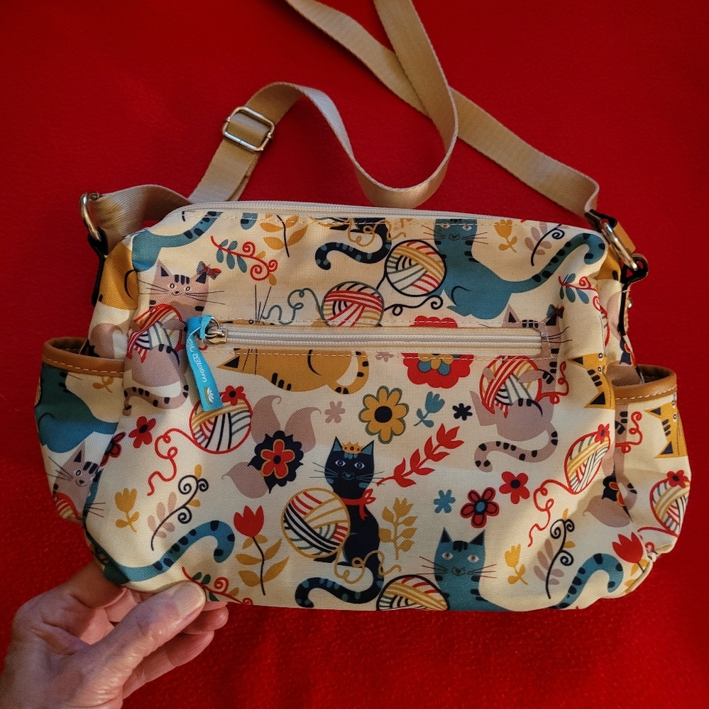 Lilly Bloom - image 2